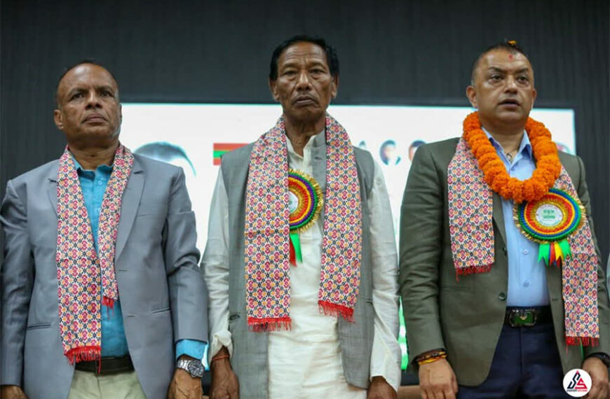 नेपाल थारु संघको अध्यक्षमा शिवनारायण