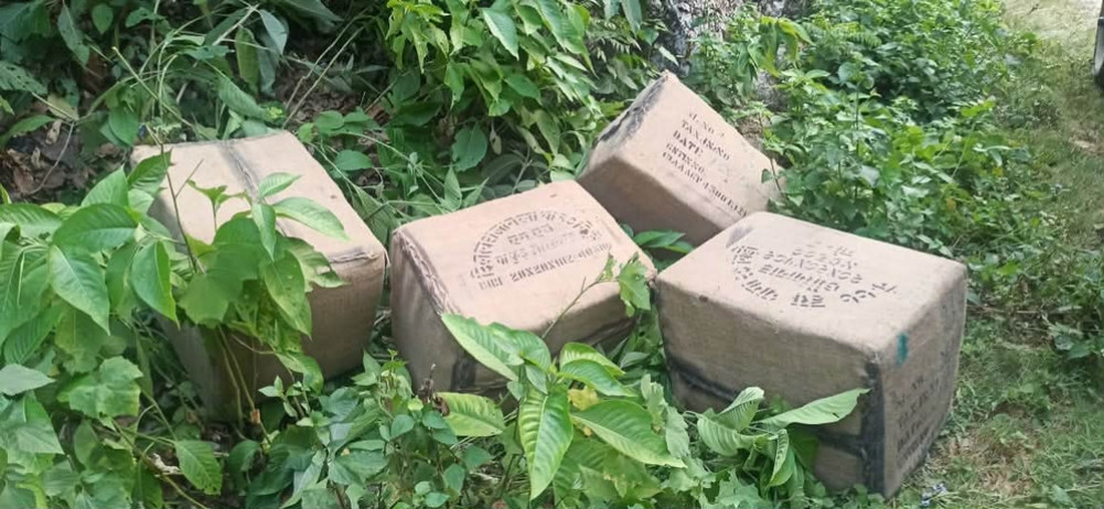 बैतडीमा सवा तीन लाखको अबैध बिंडी बरामद