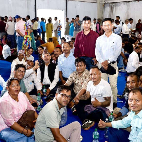 रास्वपाको बन्द सत्र स्थगित, भोलि बिहान मात्रै सुरू हुने