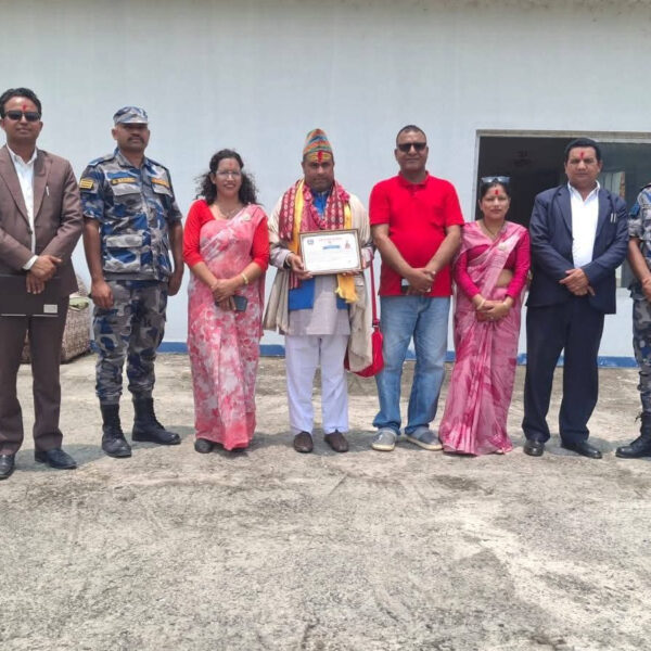 दलित बस्तीहरूमा कर्मकाण्ड गर्दै आएका ज्योतिशाचार्य पन्त सम्मानित