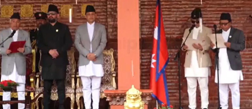 सुधन र महावीरले लिए शपथ