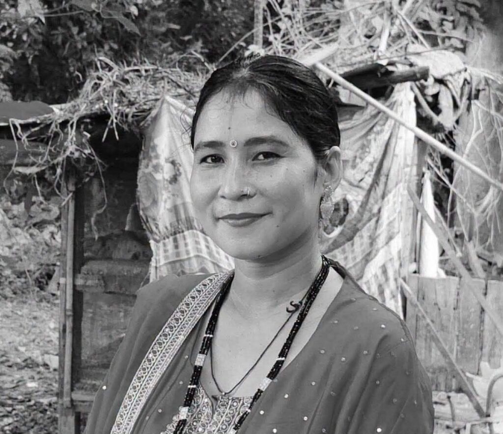सहकारीको गोदाममा मृत भेटिइन माधवी