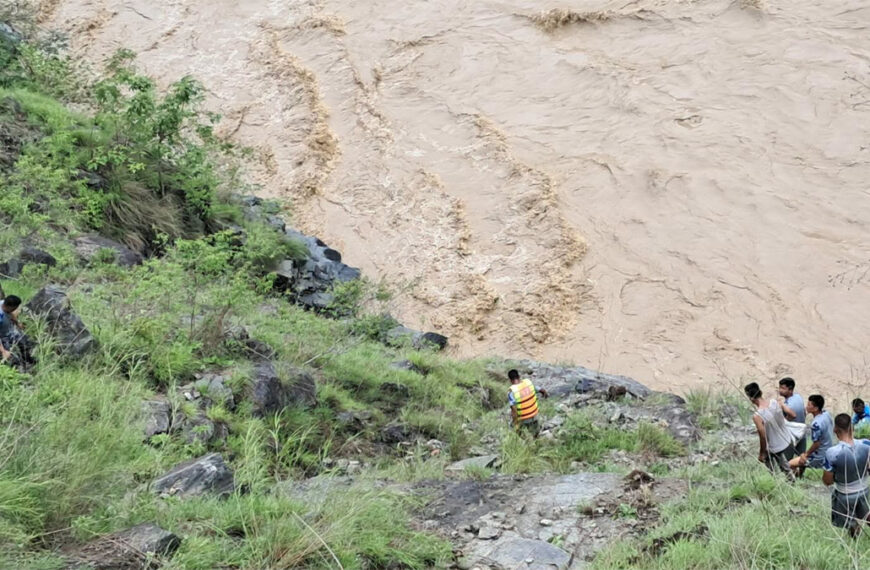 दुर्घटनामा बेपत्ता एक जनाको शव कैलालीमा भेटियो