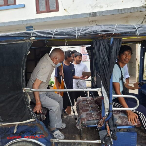 डा. गोविन्द केसी सेती अस्पतालबाट डिस्चार्ज