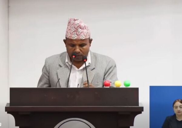 बाजुरामा पहिरोको खोजिममा रहेका परिवारलाई स्थानान्तरण गर्न माग