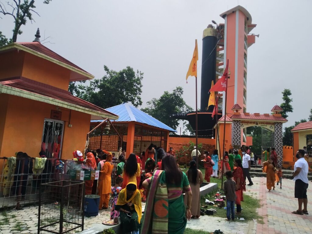 आज साउन महिनाको पहिलो सोमबार, शिव मन्दिरहरुमा…