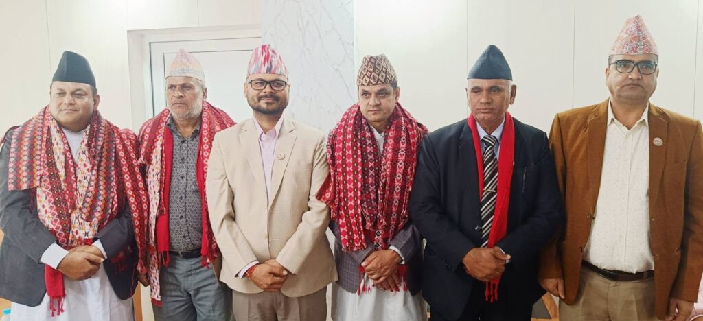 सुदूरपश्चिम प्रदेश नीति तथा योजना आयोगका पदाधिकारी&hellip;