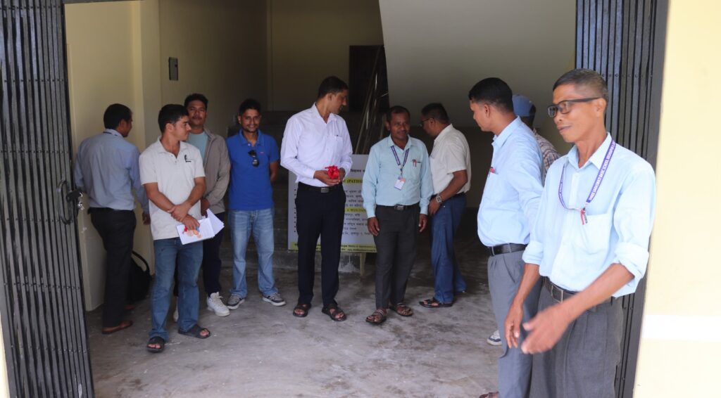 कृष्णपुरमा सञ्चालित बालबालिका लक्षित परियोजनाको अनुगमन