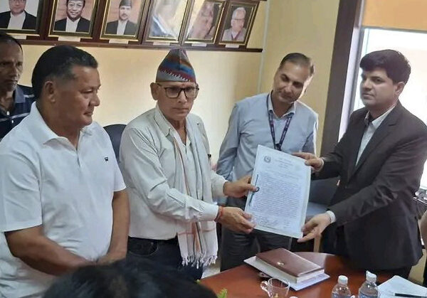 कैलालीको पृथ्वीपुर छोटी भन्सार कार्यालय सञ्चालनको माग गर्दै ज्ञापनपत्र