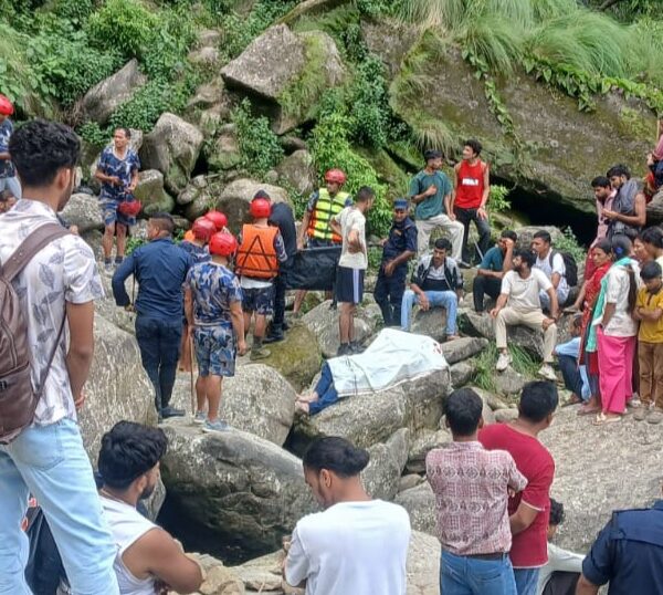 कैलालीको चिफ्ले झरनामा चिप्लिएर बेपत्ता भएका युवकको शव भेटियो