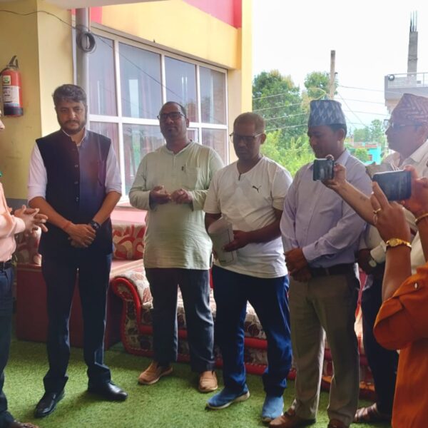 लम्कीचुहा अस्पताल सञ्चालनको वातावरण बनाउन रास्वपाको माग
