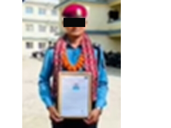 उत्कृष्ट घोषित भएका प्रहरी युवतीसहित होटेलबाट पक्राउ
