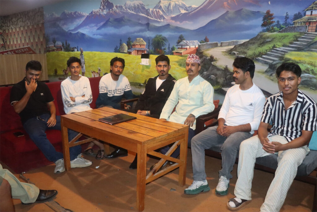 दम्भ देखाएर ताला तोडिए पनि छाडा चौपायाका&hellip;