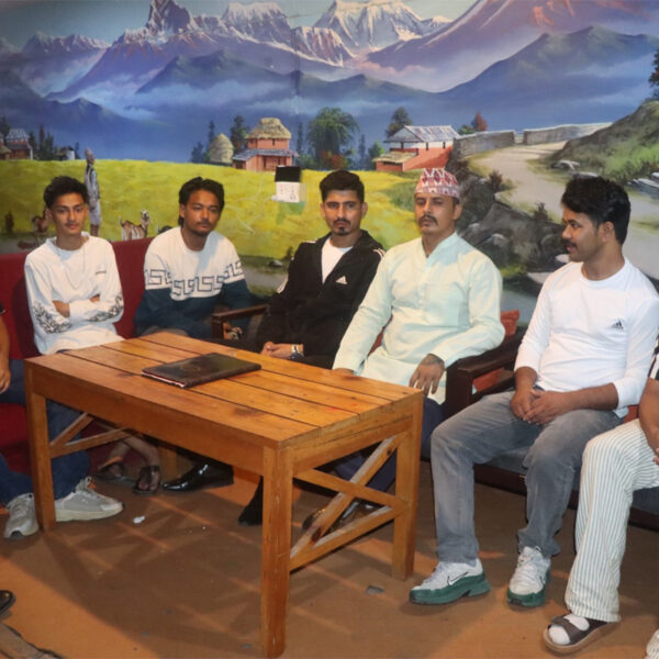 दम्भ देखाएर ताला तोडिए पनि छाडा चौपायाका ब्यवस्थापनका लागि छलफल गर्न तयार छौ