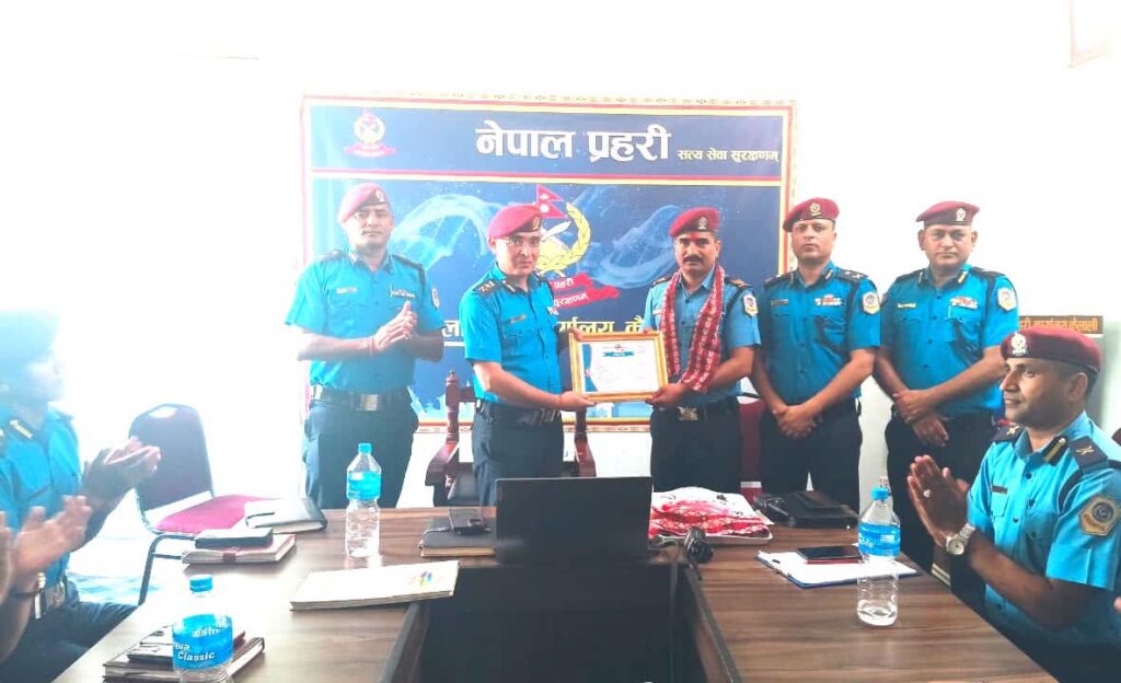 इप्रका मालाखेतीमा कार्यरत वरिष्ठ हवल्दार चक्रबहादुर खड्का&hellip;