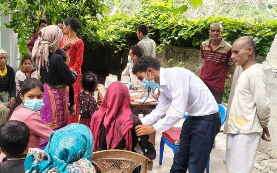 स्वामीकार्तिक खापरमा भाइरल ज्वरोको प्रकोप, विद्यालय बन्द