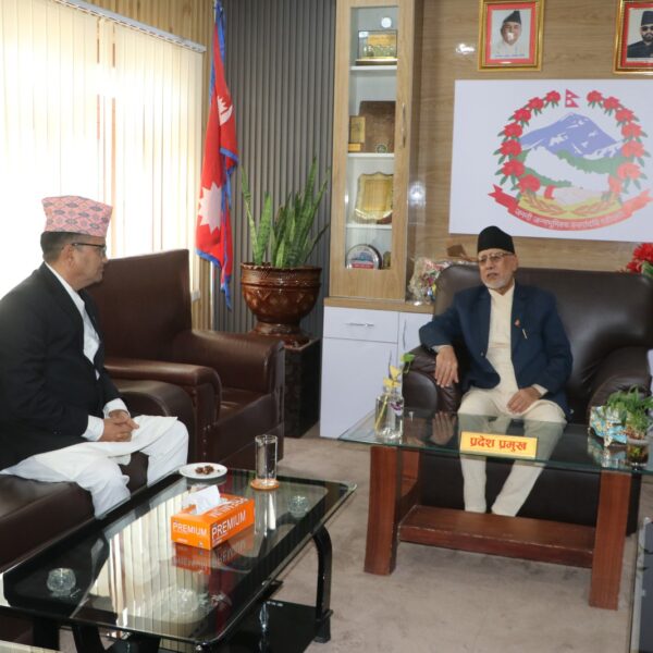 सुदूरपश्चिमका प्रदेश प्रमुख र मुख्यमन्त्रीबीच छलफल
