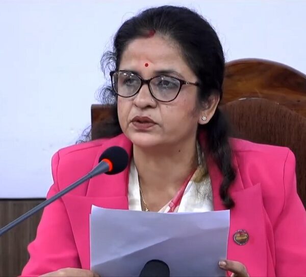 उद्योगमन्त्री गौरीकुमारी यादवले दिइन् राजीनामा
