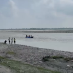 गाई तार्ने क्रममा महाकालीमा बगेर बेपत्ता भएका पुरुषको शव फेला 