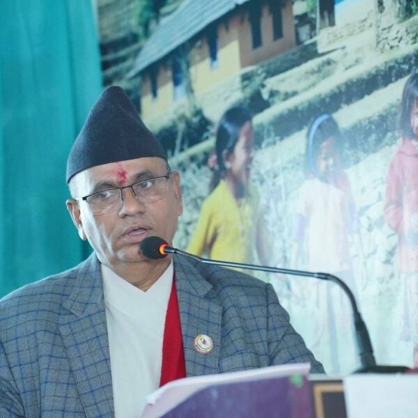 प्रश्न गर्ने बानीबाटै अनुसन्धान सुरु हुन्छ : पूर्वमुख्यमन्त्री रावल