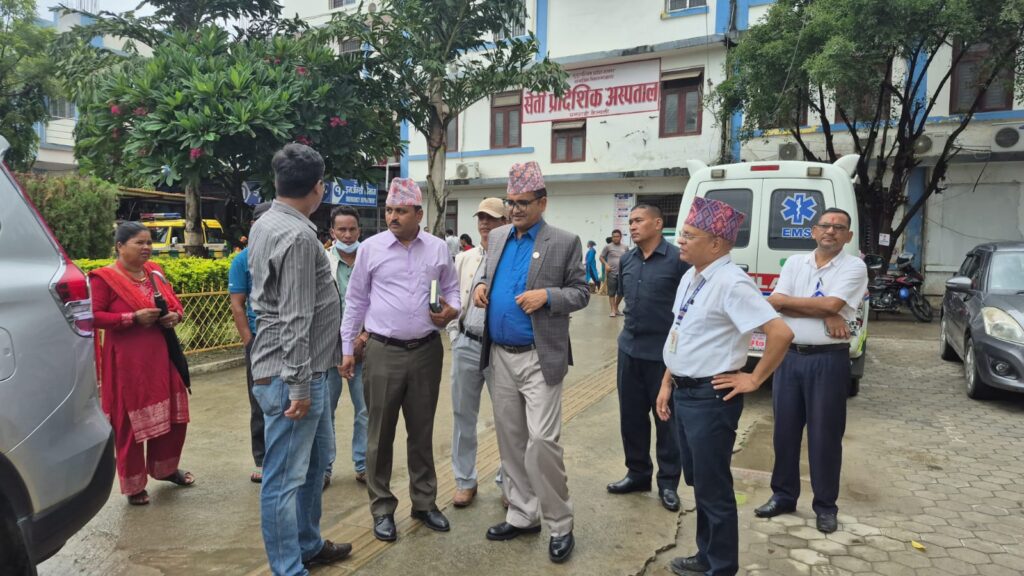 सेती अस्पतालको सेवा सुधार गर्न मुख्यमन्त्री भट्टको&hellip;
