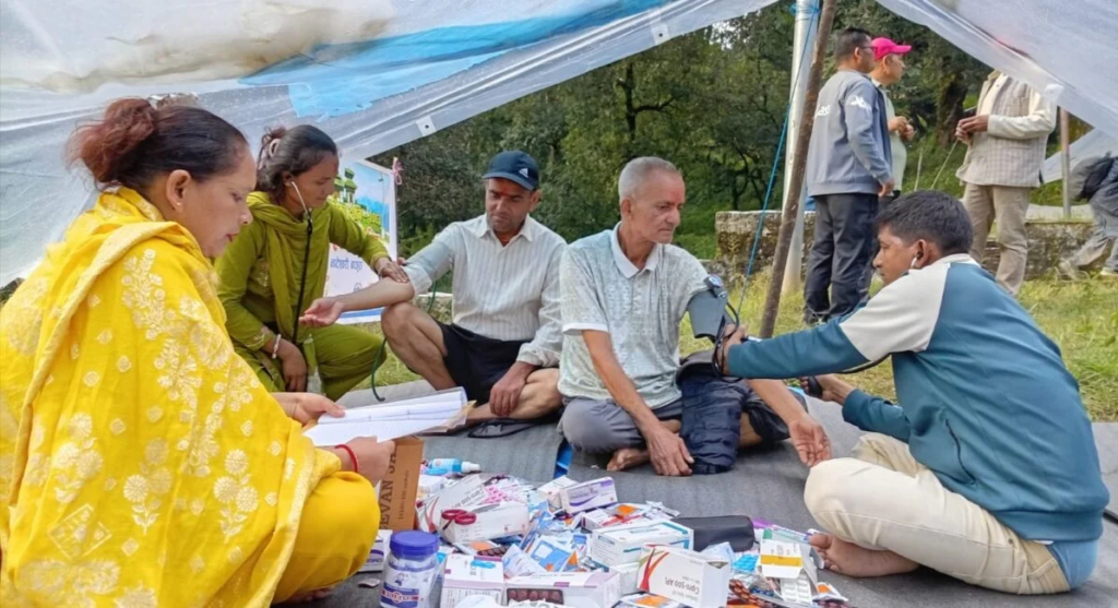 बडीमालिका स्वास्थ्य शिविरबाट ९ सय तीर्थयात्री लाभान्वित