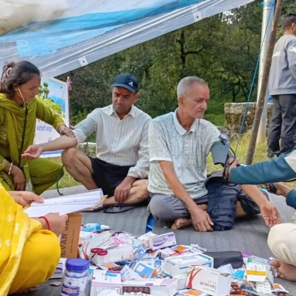 बडीमालिका स्वास्थ्य शिविरबाट ९ सय तीर्थयात्री लाभान्वित