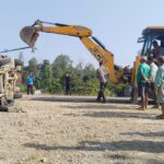कैलालीमा कुखुरा बोकेको बोलेरो पिकअप दुर्घटना