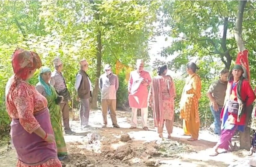 अत्तरियामा वनभित्र भगवान् भेटिएको भन्दै रातारात गाडिएका पिल्लर सँगै पूजा सामग्री हटाइए