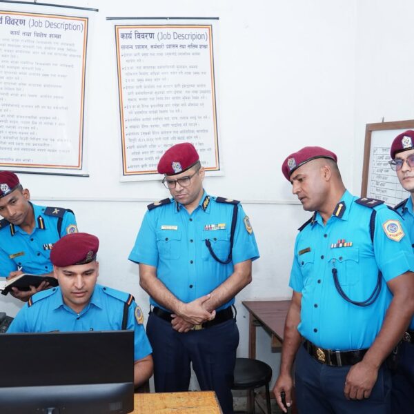 सुदूरपश्चिम प्रहरी प्रमुख भट्टराईद्वारा मालाखेती प्रहरी कार्यालयको निरीक्षण