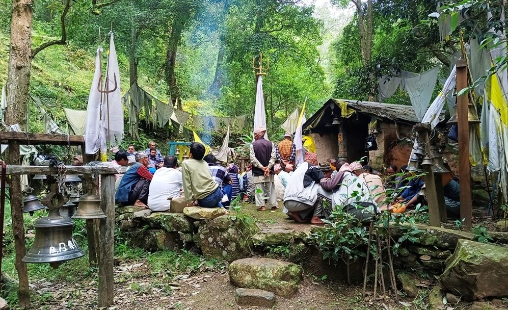 दसैँको सुरुवातसँगै सुदूरपश्चिमका मठ मन्दिरमा बढ्यो चहलपहल