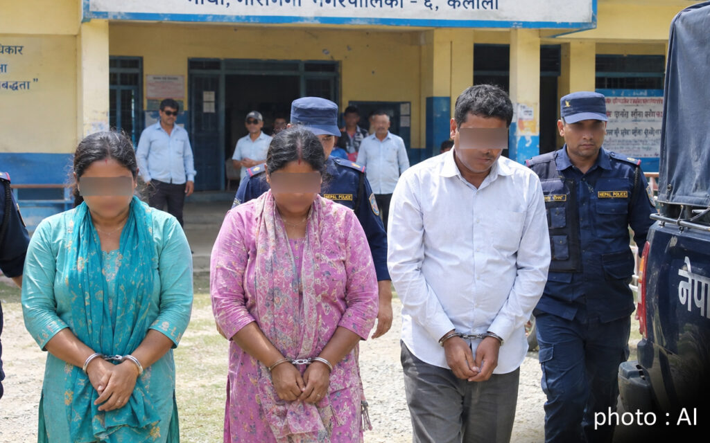 कैलालीमा विद्यालयमै जातीय विभेद गरेको आरोपमा तीन&hellip;