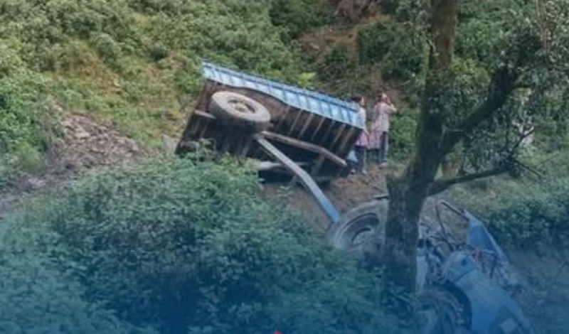 डोटीमा ट्र्याक्टर दुर्घटना हुँदा ९ जना घाइते